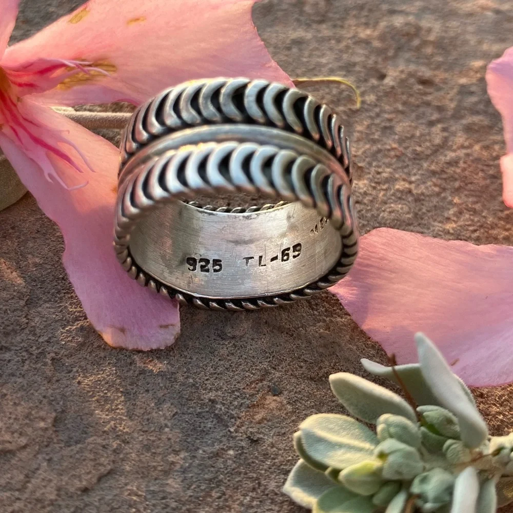 Vintage 1969 Mexican Silver Band